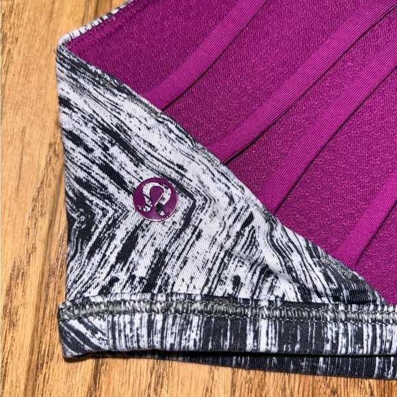 Lululemon Free to Be Sports Bra Gray/Black Purple Strappy Back Size 6 - Picture 3 of 7